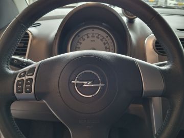 Opel Agila